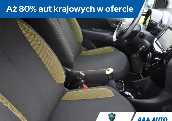Toyota Aygo cena 39000 przebieg: 55839, rok produkcji 2016 z Międzybórz małe 191
